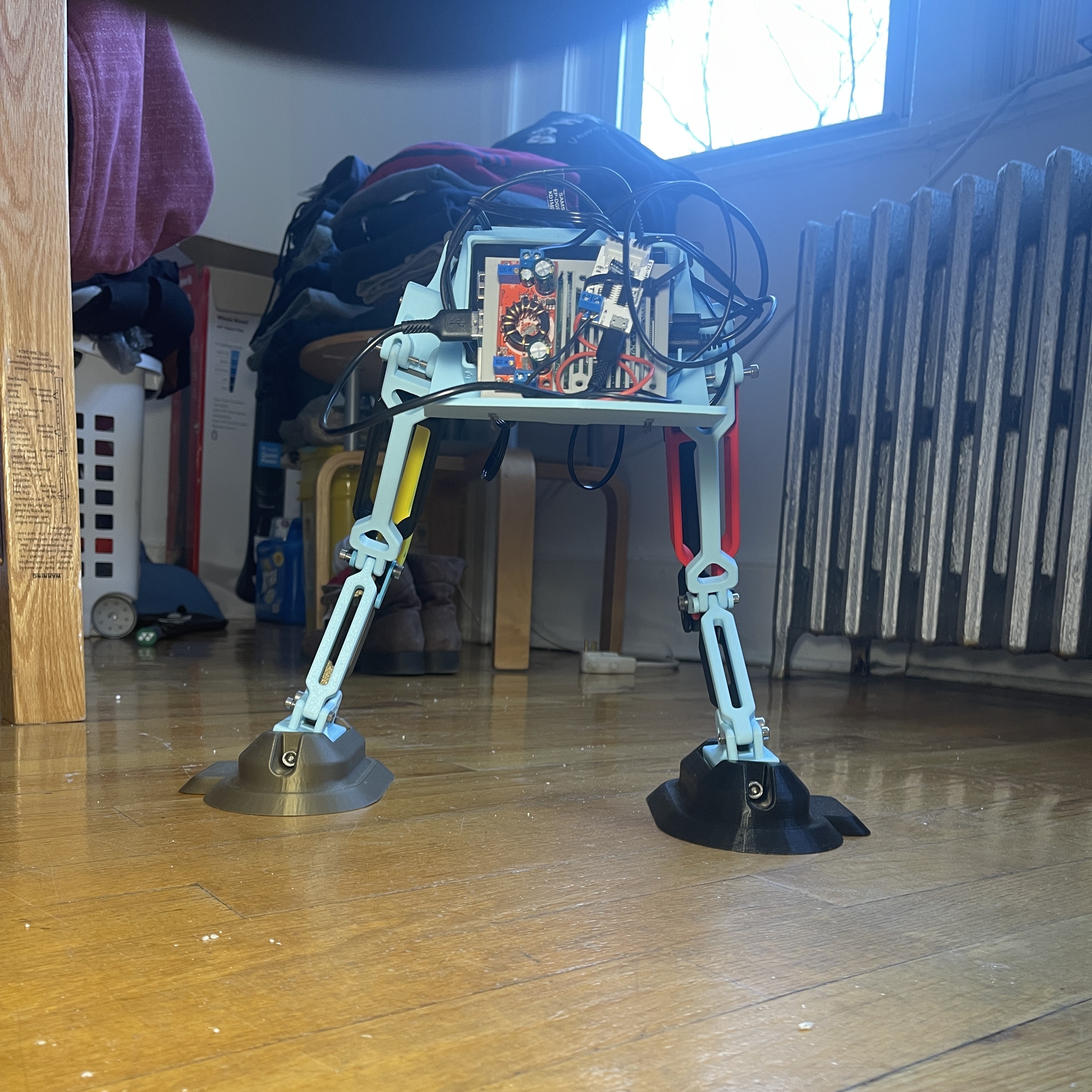 Semi-extreme Robot Configuration